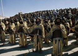 پشت پرده جشن‌های ۲۵۰۰ ساله شاهنشاهی